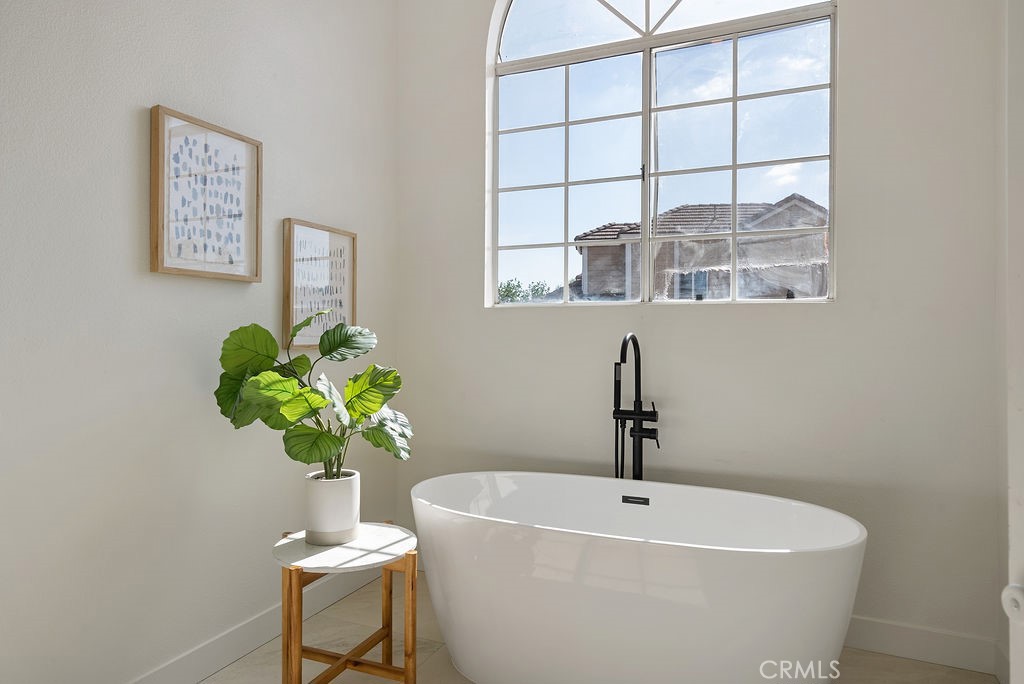 MLS #CV25245981 image #29