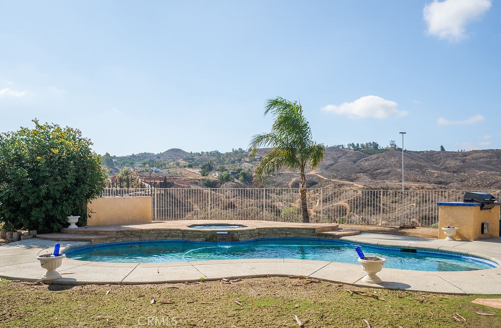 MLS #CV25245981 image #53