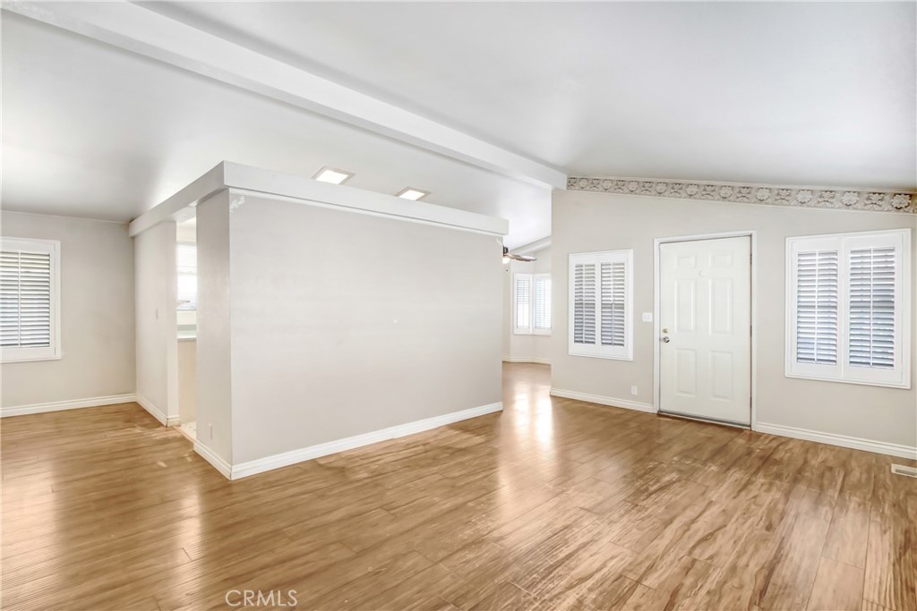 MLS #CV25245985 image #1