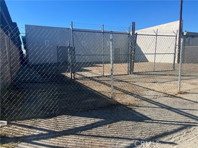 MLS #CV25246382 image #15