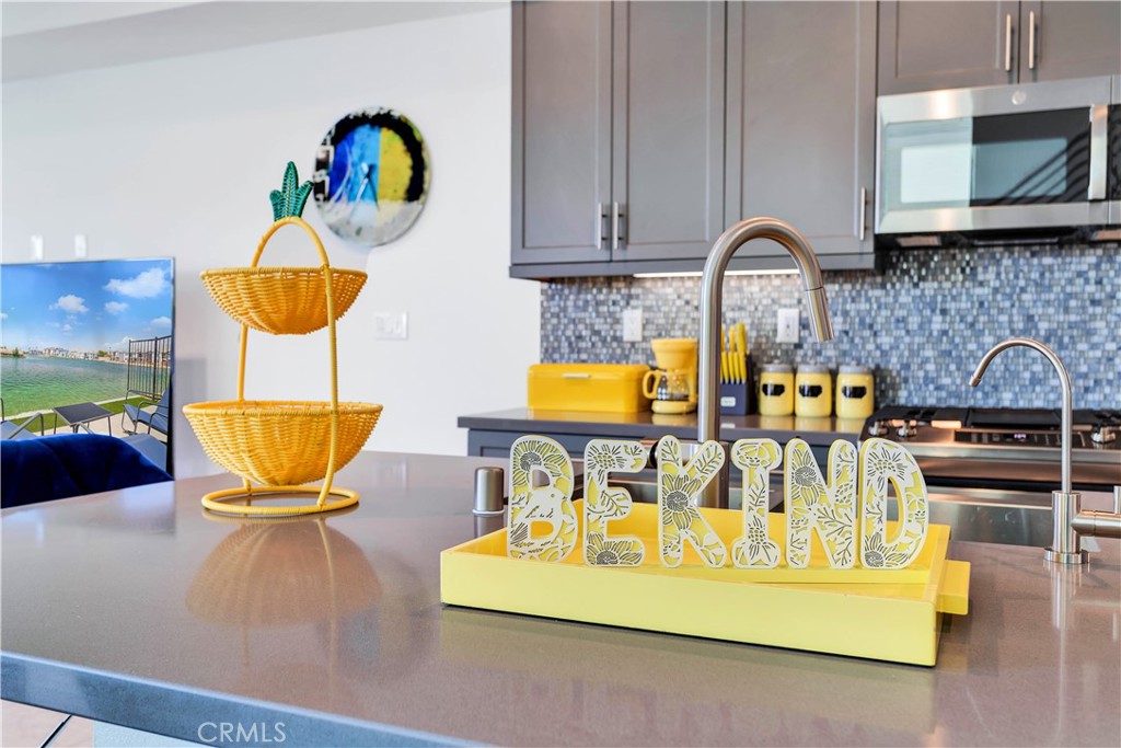 MLS #CV25246460 image #11