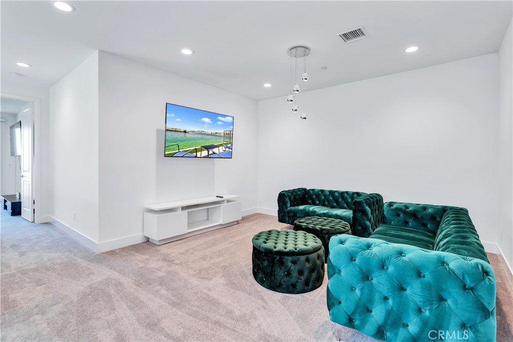 MLS #CV25246460 image #17