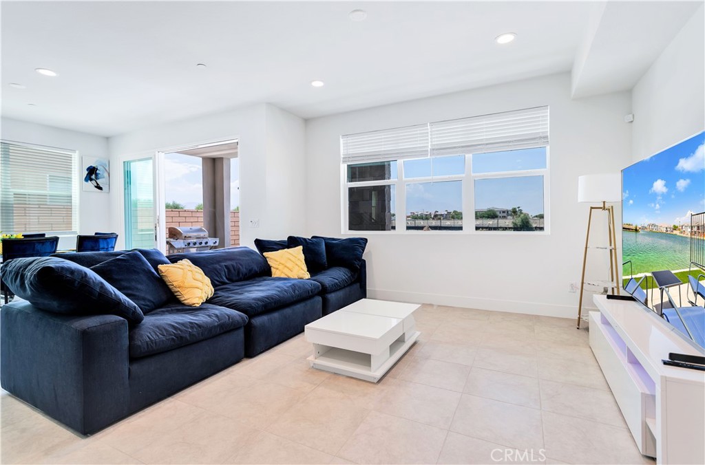 MLS #CV25246460 image #6