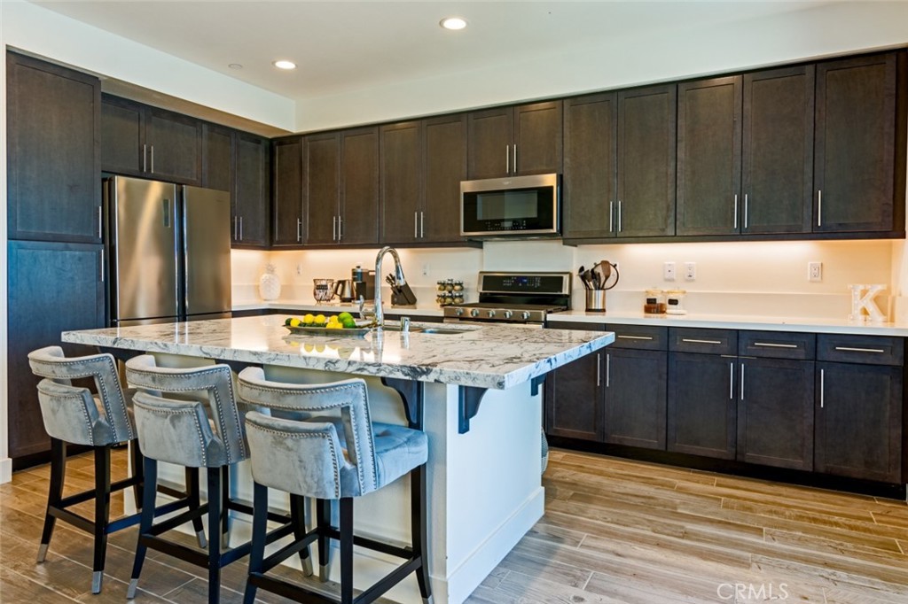 MLS #CV25246468 image #6