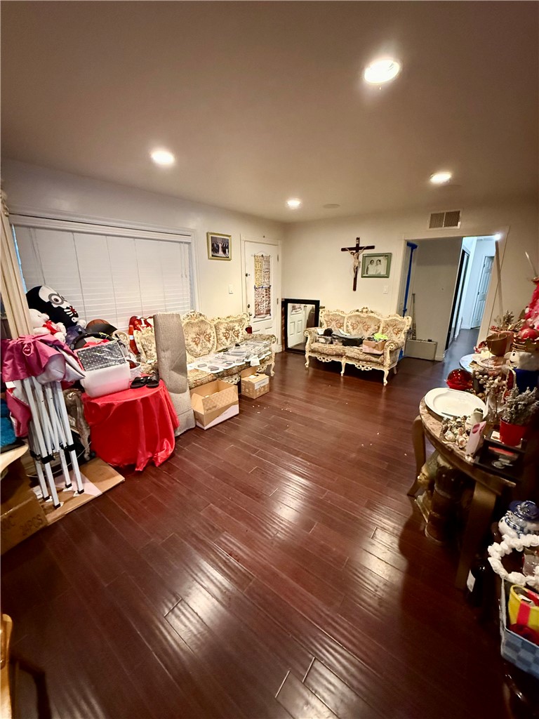 MLS #CV25246773 image #1