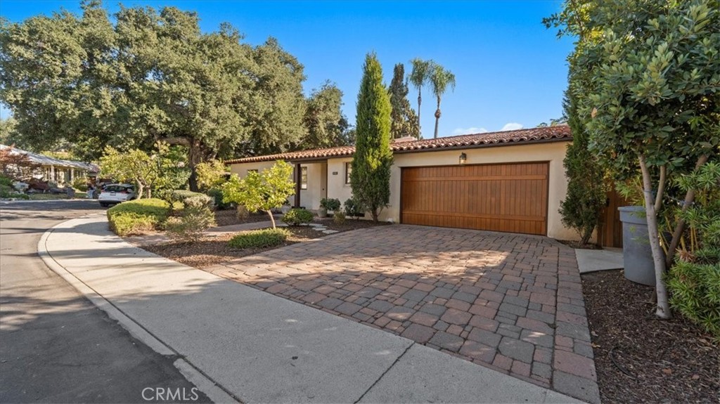 MLS #CV25246972 image #1