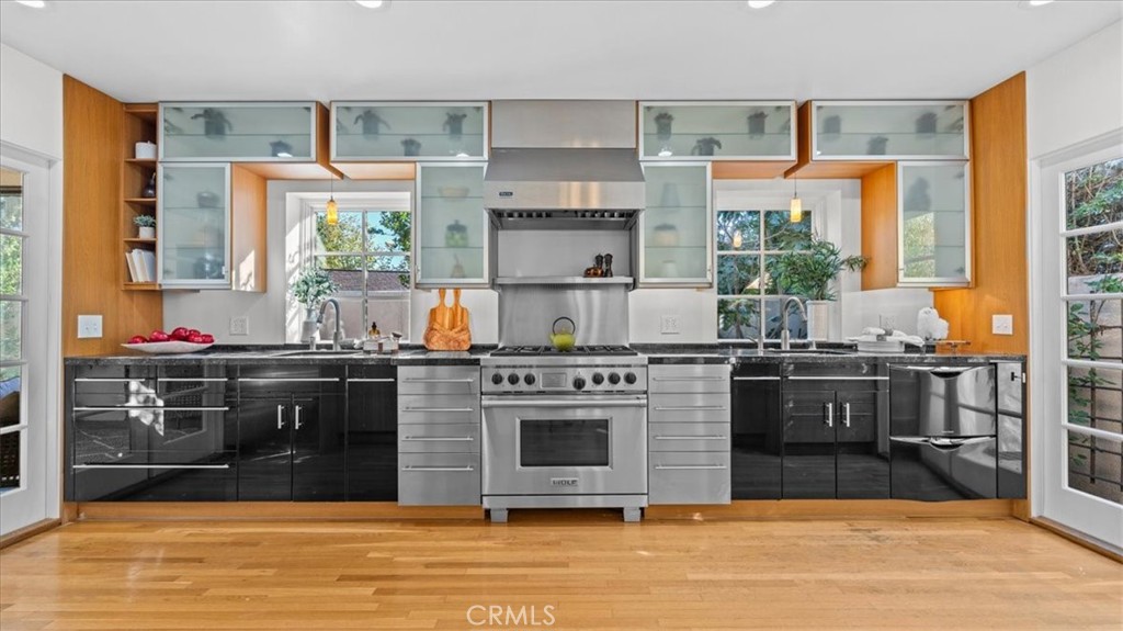 MLS #CV25246972 image #11