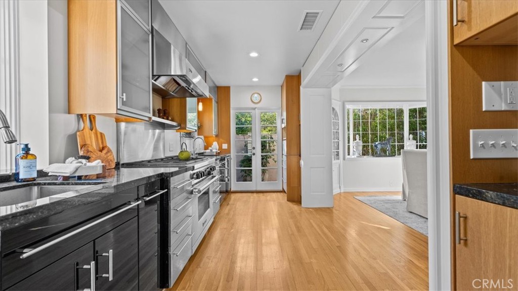 MLS #CV25246972 image #13