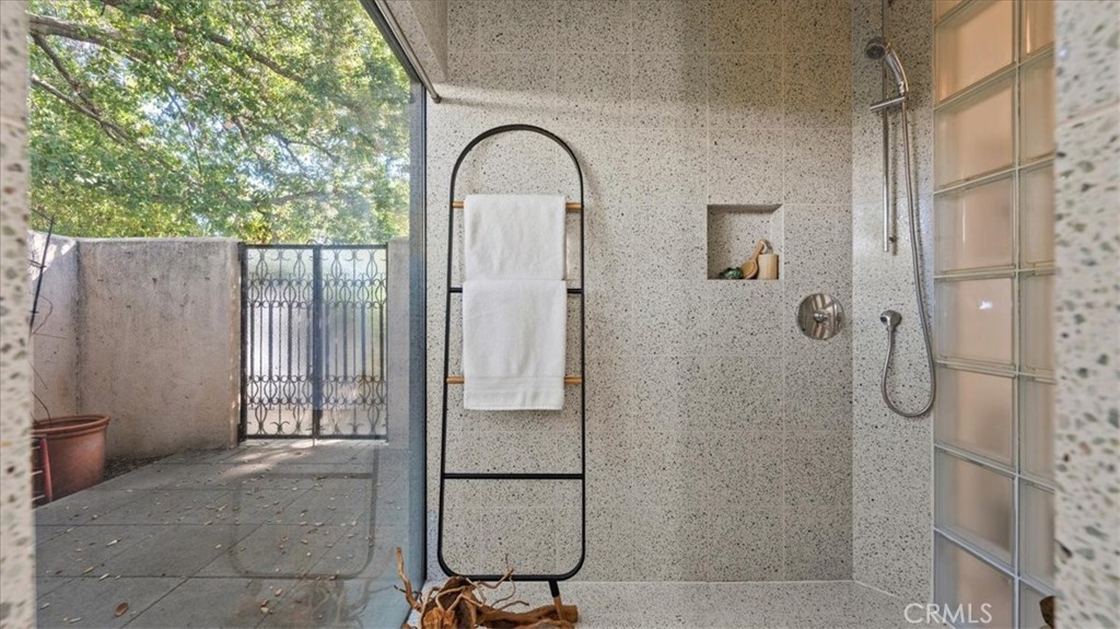 MLS #CV25246972 image #22