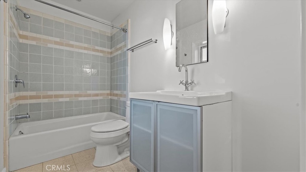 MLS #CV25246972 image #26