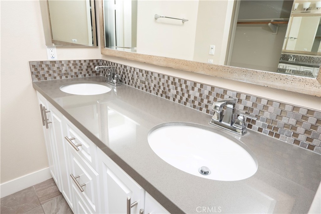 MLS #CV25247252 image #31