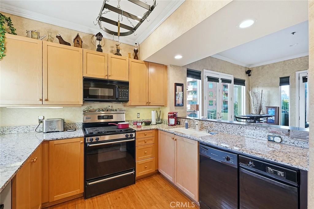 MLS #CV25247509 image #10