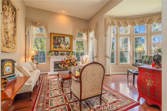 MLS #CV25248243 image #5