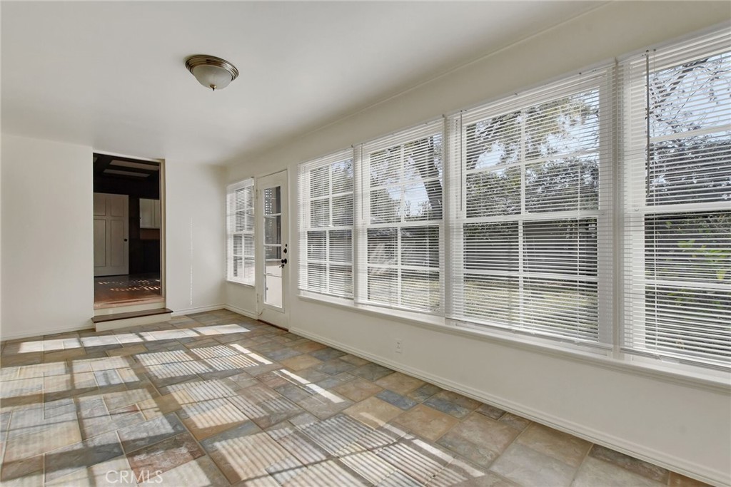 MLS #CV25248373 image #19