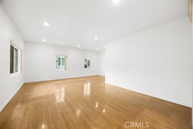 MLS #CV25249307 image #4