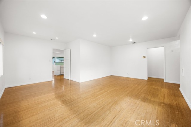 MLS #CV25249307 image #9