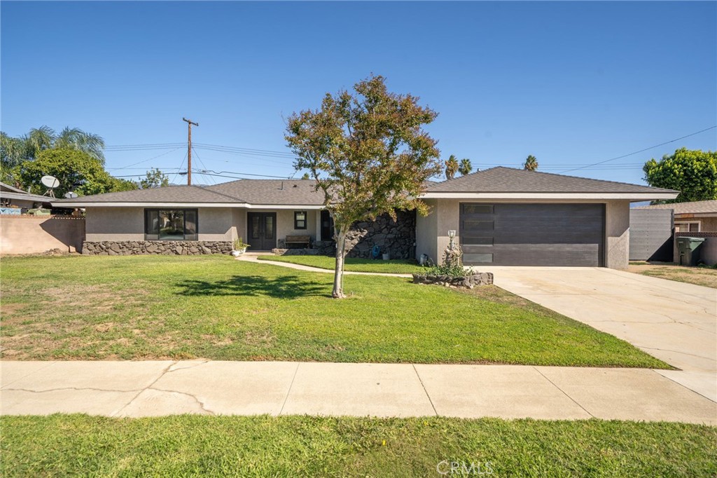 MLS #CV25249449 image #0