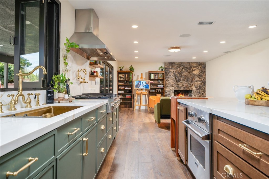 MLS #CV25249449 image #11