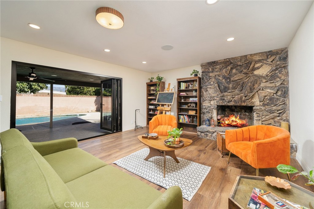 MLS #CV25249449 image #15