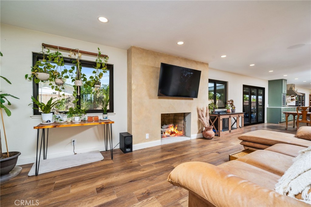 MLS #CV25249449 image #6