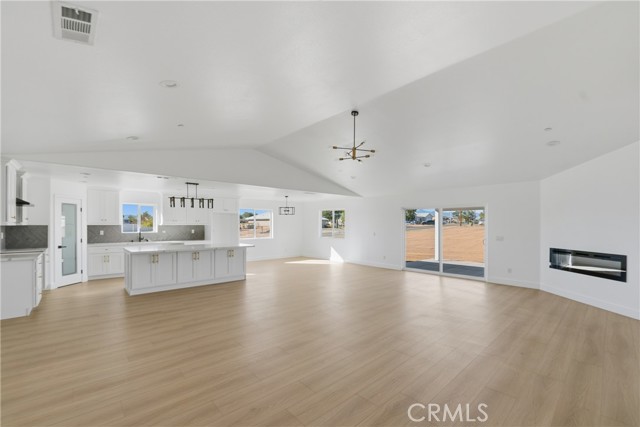 MLS #CV25250513 image #4