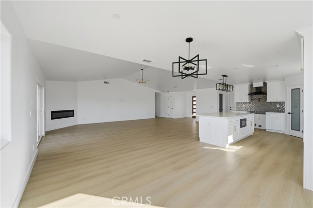 MLS #CV25250513 image #9