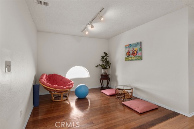 MLS #CV25250860 image #25