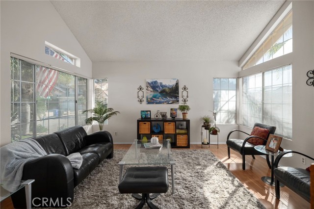 MLS #CV25250860 image #6