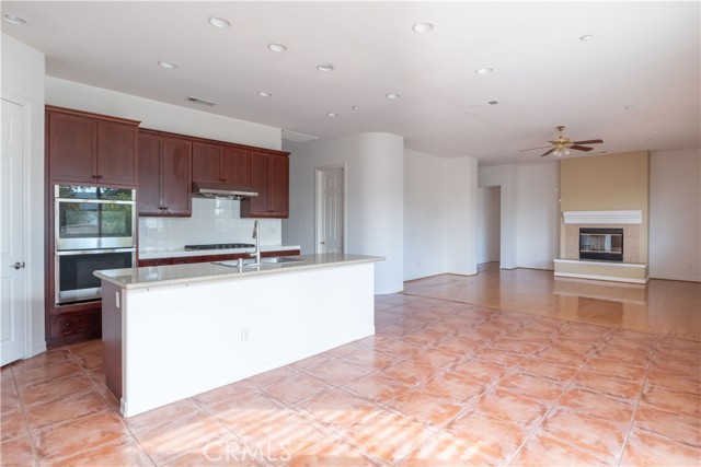 MLS #CV25251024 image #15