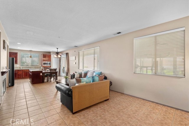 MLS #CV25251199 image #16