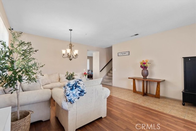 MLS #CV25251199 image #9