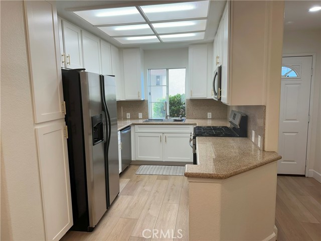 MLS #CV25251759 image #10