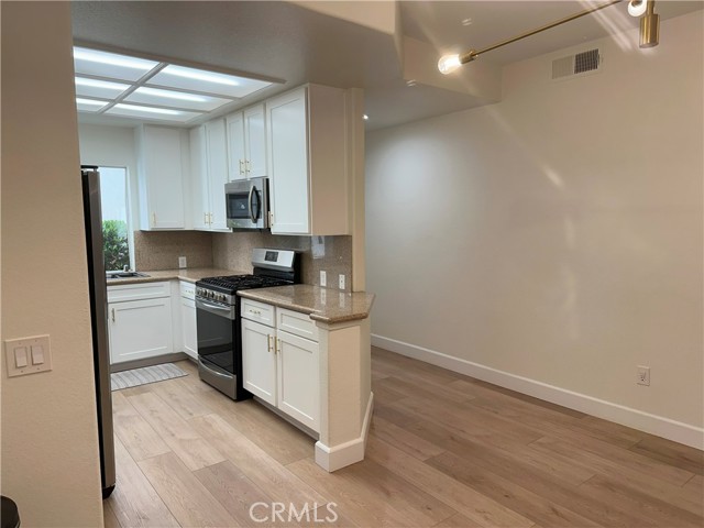 MLS #CV25251759 image #11