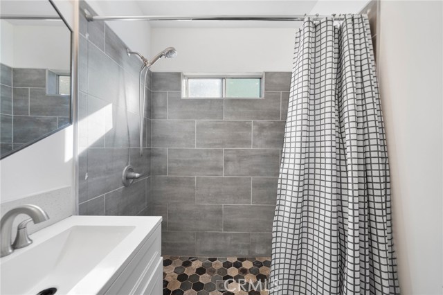 MLS #CV25253567 image #14