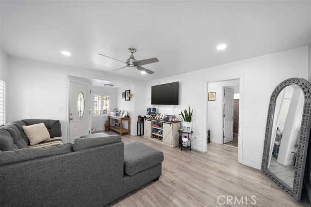 MLS #CV25253567 image #5