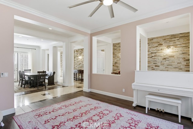 MLS #CV25254188 image #10