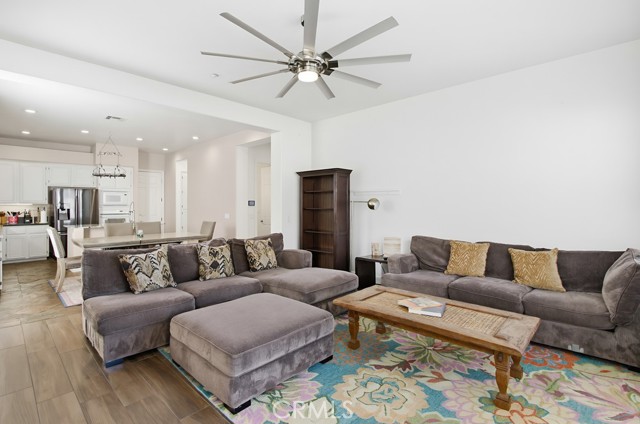 MLS #CV25254188 image #12