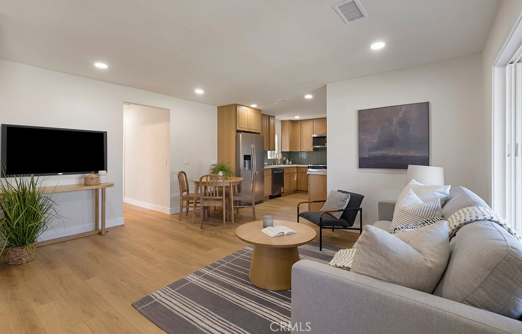 MLS #CV25254861 image #1