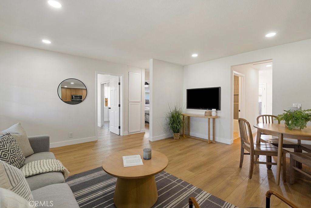 MLS #CV25254861 image #4