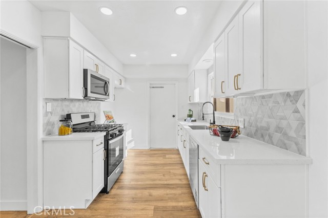 MLS #CV25254923 image #15