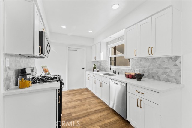 MLS #CV25254923 image #16