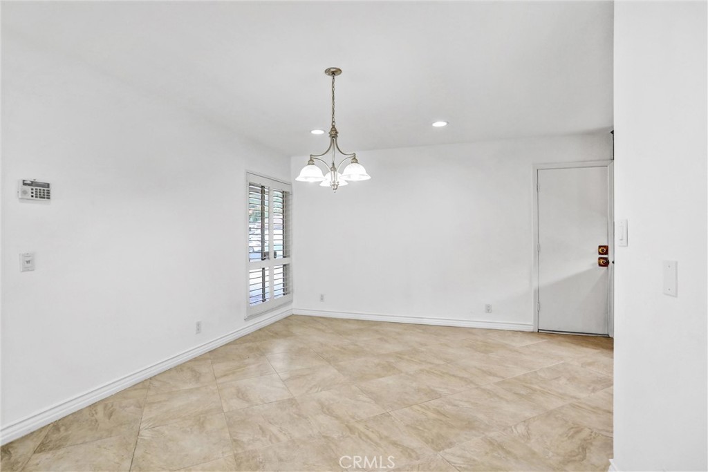 MLS #CV25255172 image #10