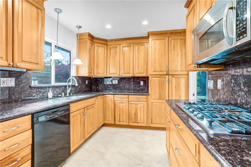 MLS #CV25255172 image #14