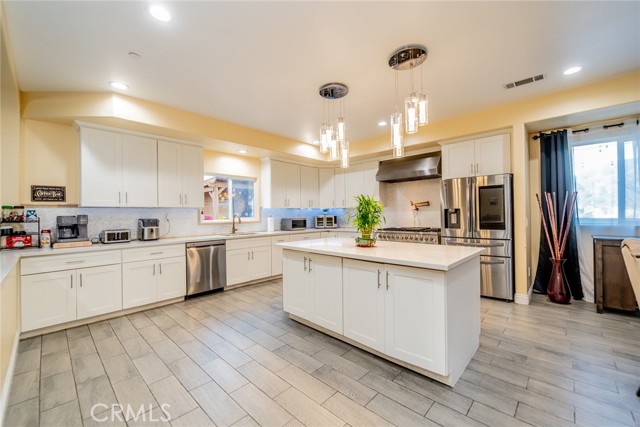 MLS #CV25257112 image #11