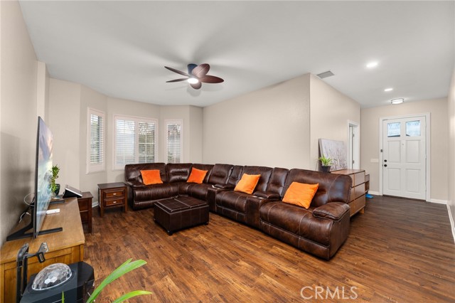 MLS #CV25258409 image #15