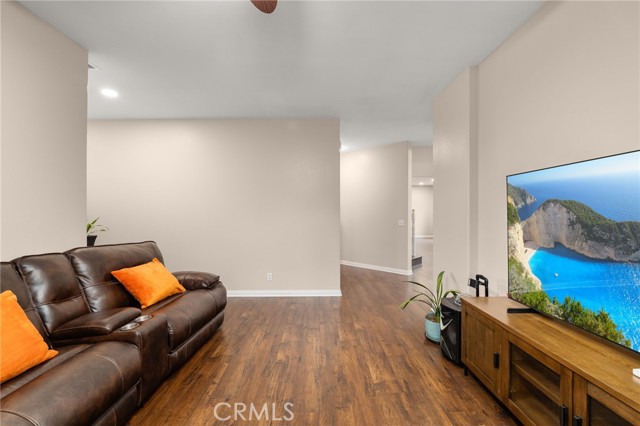 MLS #CV25258409 image #16