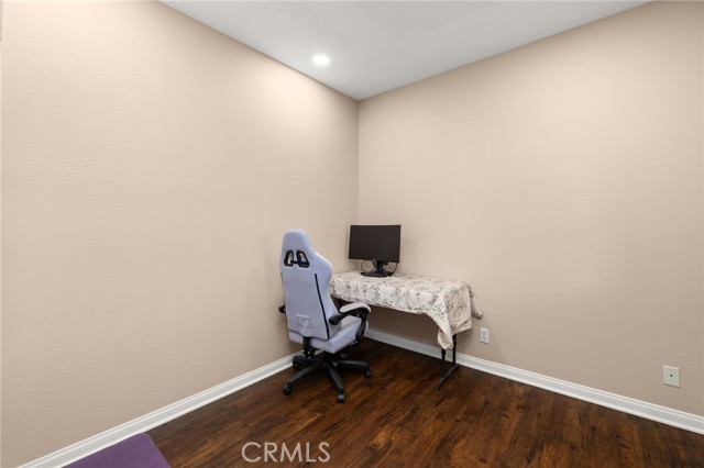 MLS #CV25258409 image #17