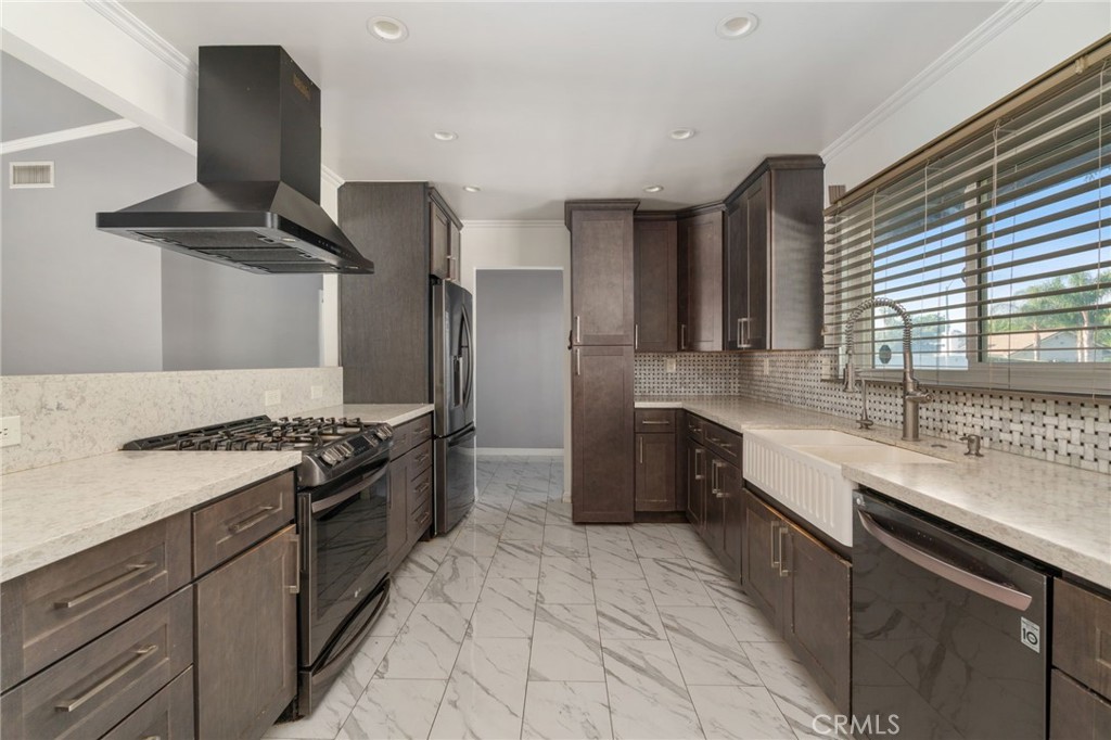 MLS #CV25259235 image #11