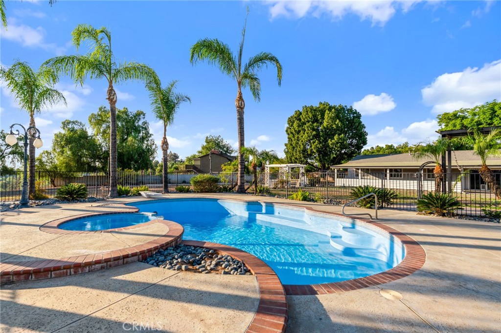 MLS #CV25259235 image #31