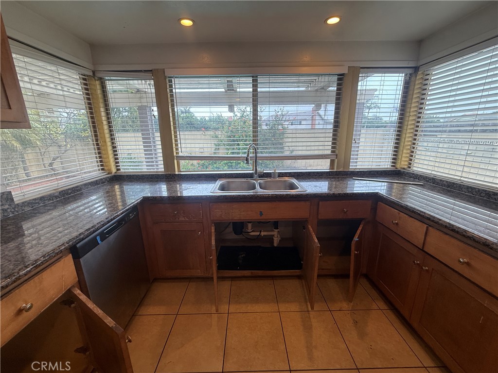 MLS #CV25259942 image #10